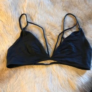 WEAR black yoga bra